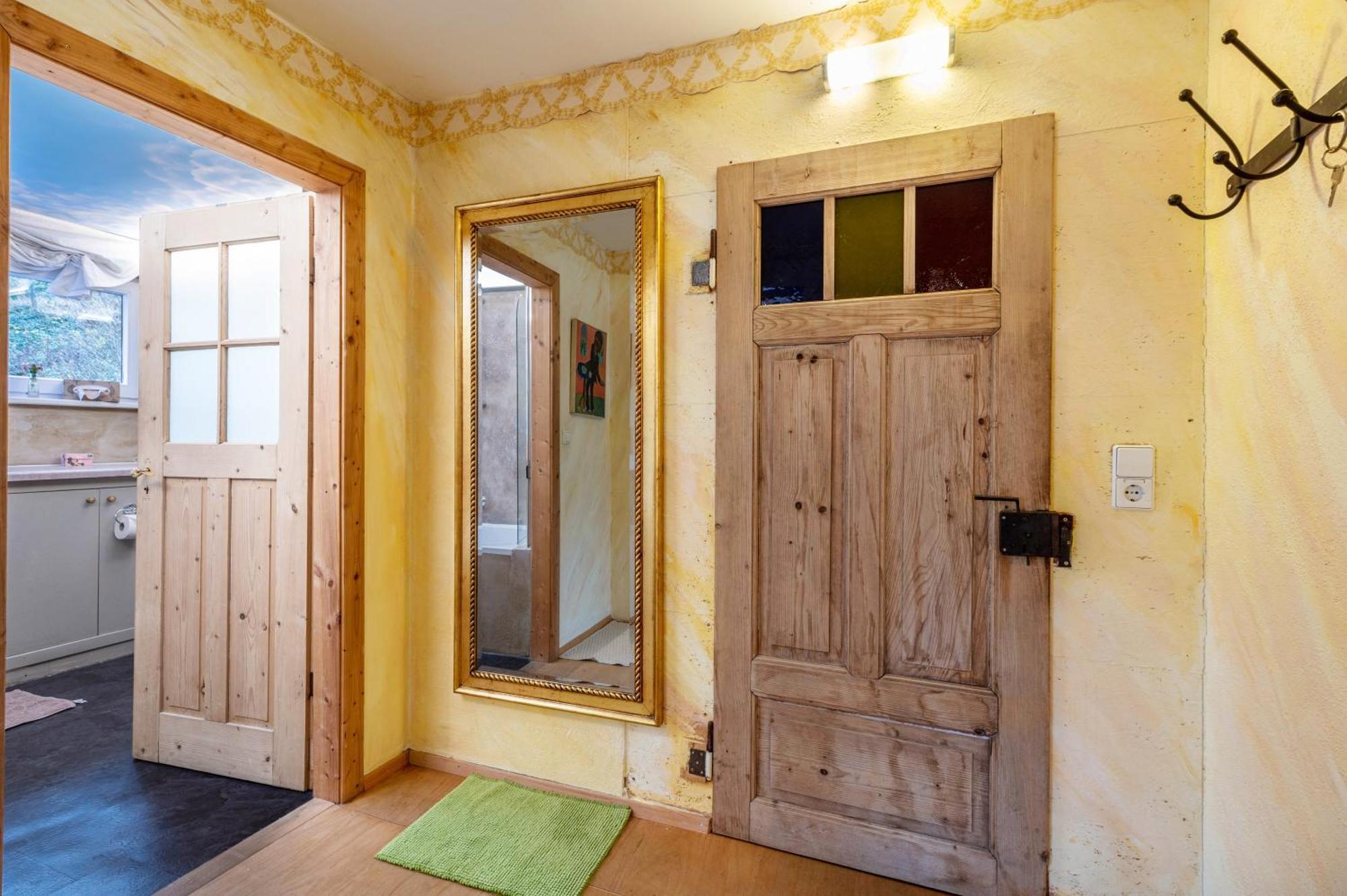 Haus Der Malerin Andrea Gawaz Appartement Mullheim  Buitenkant foto