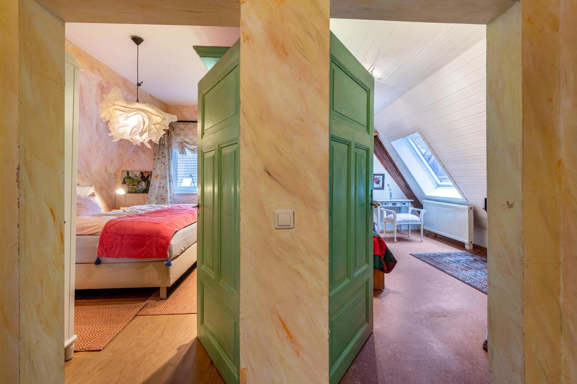 Haus Der Malerin Andrea Gawaz Appartement Mullheim  Buitenkant foto